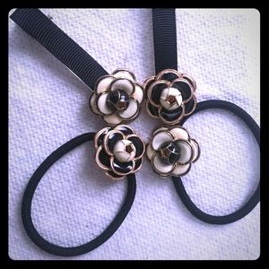 Camellia hair clips